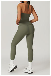 Ensemble de yoga personnalisé pour femme avec logo – Leggings taille haute et brassière de sport respirants, séchage rapide, en nylon, tenue de fitness sans couture, vêtements de sport pour la gym et l'entraînement - Product Image 2