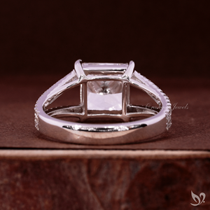 แหวนหมั้นเพชรแล็บเกรดพรีเมียม 3 กะรัต ทรงเจ้าหญิง ประดับเพชรแบบฝังเต็มวง ทองคำขาว 10K รับรองโดย IGI สำหรับขอแต่งงาน - Product Image 3