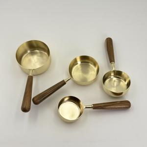 Producto en Oferta, Cucharas Medidoras de Acero Inoxidable de Alta Calidad, Color Dorado con Mango de Madera, Taza Medidora Ecológica - Product Image 4