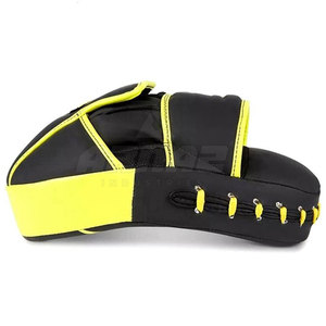 Breathable Training <b>Focus</b> <b>Pad</b> Offering Comfortable Fit And Durable <b>Focus</b> <b>Pad</b> For Boxing Drills And Fitness - Product Image 5