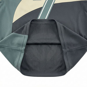Maillot de basket tendance pour hommes, léger, confortable, tissu respirant, idéal pour le sport et le style urbain décontracté - Product Image 6