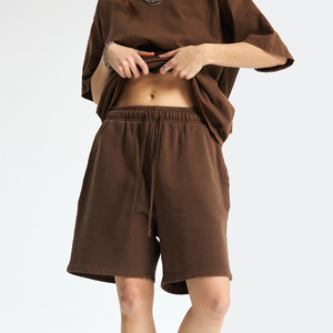 กางเกงขาสั้นผู้ชาย DUOLLB รุ่น High Street ผ้าหนา 180 กรัม แบบมีเชือกผูก เอวสม็อค ผลิตจากวัสดุรักษ์โลก ผสมสแปนเด็กซ์/ผ้าฝ้ายออร์แกนิค ระบายอากาศได้ดี ผ้าถัก - Product Image 2