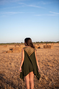 Tunique bohème sans manches avec dos en dentelle, robe tunique fluide d'été, taille unique, vêtements de festival faits à la main, style bohème - Product Image 2