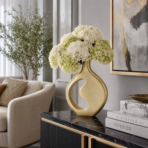 Vase à plumes en bronze moderne en métal brossé, décoration de table faite à la main, longueur 30,5 cm, hauteur 23,5 cm - Product Image 4