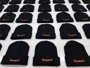 Gorro con Logotipo Personalizado, Material de Punto Ligero, Diseño Moderno Urbano y Fabricación Personalizada - Product Image 5