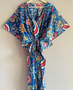 Colección de Caftanes de Verano 100% Algodón con Estampado Floral, Estilo Boho, Corte en A, Cuello en V, Holgados - Comodidad Diaria y Diseño Fresco - Product Image 3