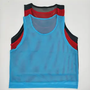 2021 new design football training vest soccer bibs