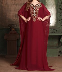 Abaya de Mujer, Talla Grande, Manga Larga, Cuello Alto, Bordada en Color Granate, de Poliéster, Estilo Oriente Medio, Ligera - Product Image 1