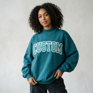 Sudadera Personalizada con Diseño de Letras Universitarias, Fabricante de Ropa Deportiva para Clubes Escolares y Equipos - Product Image 3