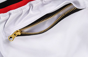 Shorts de basketball en maille pour hommes 100 % polyester, imprimés sérigraphiés, unis, décontractés, écologiques, respirants, séchage rapide, taille mi-haute, avec poches - Product Image 4