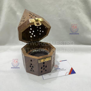 Quemador de incienso con forma de cono perforado, madera de mango, diseño único e innovador, aromaterapia - Product Image 5