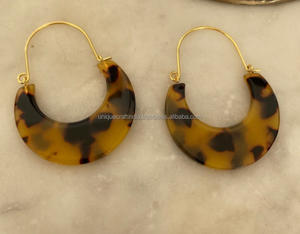 Handmade Resin New Fashionable <b>Earrings</b> Jewelry Design Acrylic Drop <b>Earrings</b> Colorful square Pendant Acrylic <b>Earrings</b> for Women - Product Image 3