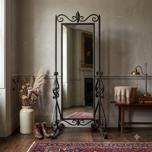 Miroir mural LED moderne haut de gamme avec cadre en fer forgé et design ovale fait main pour la décoration du couloir - Product Image 3