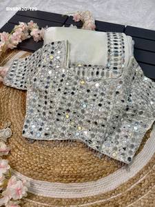 Conjunto de Saree y Blusa de Satén de Diseño Elegante con Bordado y Espejo para Fiesta - Moda Femenina Exportadora Saree Love - Product Image 2