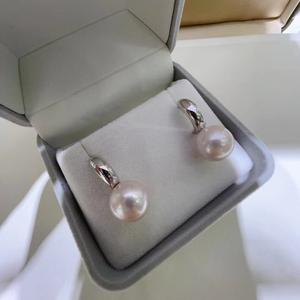 Pendientes de Plata S925 con Circonita y Perlas de Agua Dulce de 3-10 mm, Diseño Floral Grande y Exquisito, Accesorio Multi-Perla Universal y Elegante - Product Image 1