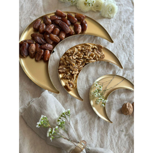 Platos de servir de metal dorado en forma de media luna, juego de platos decorativos para dátiles, nueces, frutos secos, vajilla para el hogar, diseño moderno, hecho a mano - Product Image 3