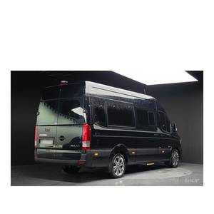 Hyundai Solati de 15 Plazas, Modelo Junio 2023, 17,399 km, Diésel, Caja de Cambios Automática, Cámara Trasera, Volante a la Izquierda - Product Image 2