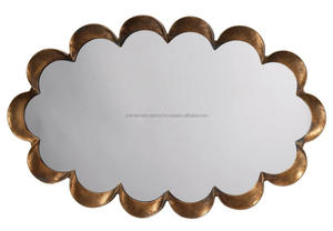 Espejo decorativo de pared metálica - Product Image 1
