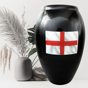 Urna Esmaltada Blanca de Alta Calidad para Cenizas con Diseño de la Bandera de Inglaterra, Capacidad de 200 Pulgadas Cúbicas, Conmemorativa - Product Image 2