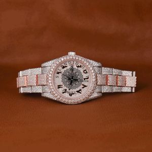 Reloj de Cuarzo Tonneau de Lujo para Mujer con Incrustaciones de Diamantes, 30 mm, Correa de Acero Inoxidable, Pantalla Analógica, Cierre Desplegable - Product Image 6