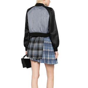 Chaqueta Varsity Corta para Mujer, Hecha 100% con Lana, Diseño Personalizado Impreso 2026, Servicio OEM - Product Image 4