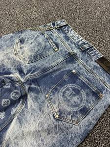 Shorts en jean streetwear personnalisés 100 % coton, respirants pour l'été, tissés avec effet délavé de haute qualité et marquage laser - Product Image 3