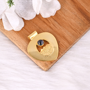 Pendentif en pierre de cyanite bleue naturelle, bijoux en laiton pour femmes - Product Image 3