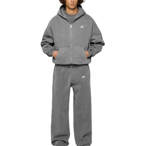 Survêtement jogging pour homme avec sweat à capuche zippé effet délavé vintage, en molleton de coton 500 GSM, coupe oversize et carrée, avec logo personnalisé, Fournisseur B2B - Product Image 1