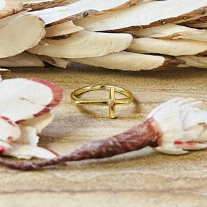 2026 Trendy Design <b>Cross</b> <b>Ring</b> Minimalist Brass <b>Rings</b> For Women 18k Gold Plated Dainty Religious Jewelry For Wholesale/OEM/ODM - Product Image 1