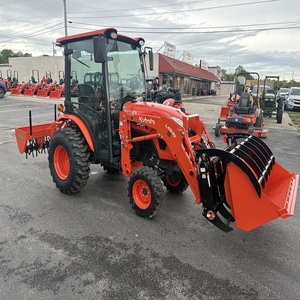 Tracteur Kubota LX3520, machine agricole moderne avec une forte capacité, des commandes confortables et des performances agricoles fiables - Product Image 1