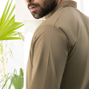Shalwar Kameez élégant pour homme, tenue traditionnelle de haute qualité pour les réunions de famille et les événements - Product Image 5