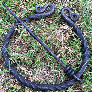 En gros fait à la main fer forgé Viking nordique fibule Penannulaire boucle fermoir cape tissu broche Simple Vintage médiéval broche - Product Image 5