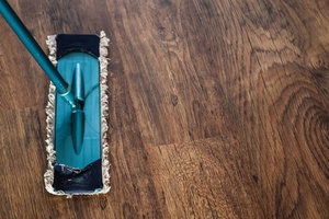 Suelo híbrido de tablones de vinilo de lujo respetuoso con el medio ambiente al por mayor laminado SPC resistente al calor cubierta impermeable LVT absorbente de sonido - Product Image 5