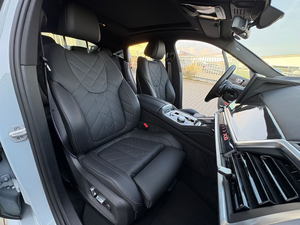 BMW X6 30d xDrive M Sportpaket PRO, Suspensión Neumática, Cierre Suave, SUV de Lujo, Diésel, Tracción en las Cuatro Ruedas, Rendimiento Premium, Vehículo Confortable - Product Image 4