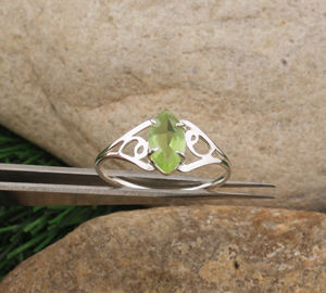 Bague de mariage classique en péridot naturel, argent sterling 925, pierre précieuse de naissance ronde simple pour femmes, vente en gros - Product Image 5