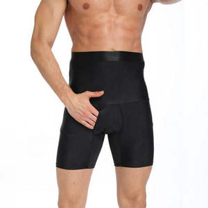 Shorts de compression pour hommes, shorts de sport offrant un ajustement serré, un soutien musculaire, un tissu respirant et une flexibilité pour les entraînements et en promotion. - Product Image 1