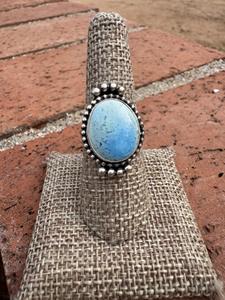 Bague artisanale en turquoise Golden Hills en argent sterling taille 8, bijou statement bohème du sud-ouest, cadeau artisanal en pierre précieuse pour elle - Product Image 1