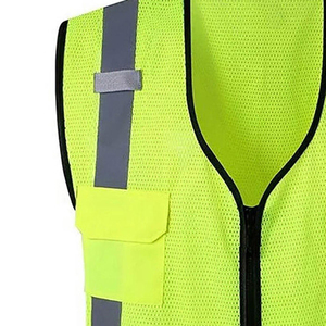 เสื้อกั๊กนิรภัยสะท้อนแสงแบบกำหนดเองสำหรับ OEM พร้อมช่องใส่บัตรประจำตัว ช่องใส่ไมโครโฟน ซิป และช่องเก็บของหลายช่อง เหมาะสำหรับงานก่อสร้าง ขายส่งสำหรับธุรกิจ B2B - Product Image 4