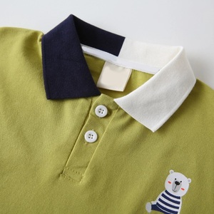 Polo à manches courtes pour enfants de haute qualité, design personnalisé avec logo, tricoté 100% coton, séchage rapide, col rabattu - Product Image 3