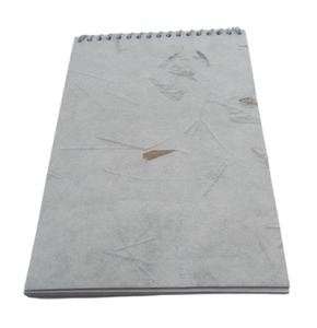 Bloc-notes personnalisé à couverture souple de couleur ivoire, papier 70 g/m² en fibre de chanvre 100 %, spirale, format légal, cadeau - Product Image 1