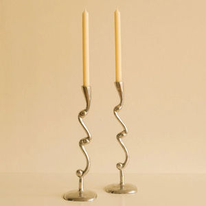 Elegantes Candelabros Modernos Dorados, Juego de Portavelas Decorativos de Metal para Bodas, Decoración del Hogar, Navidad, Pascua, Ecológicos y Económicos - Product Image 5