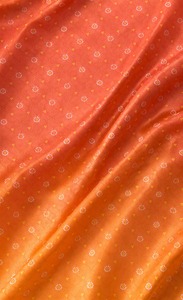 Satin Modal Ikat Idylle Fuchsia, Satin Imprimé Chrie Magenta, Satin Fiorenza Fuchsia Ikat Opulence, Jacquard 100% Viscose, Medium - Product Image 5