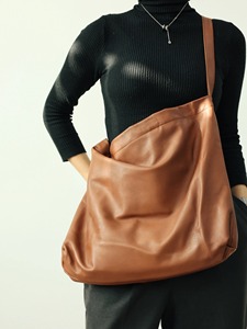 Hot Sale Lightweight Closure Custom Logo Leather <b>Bag</b> Hobo In Low Price High Quality Pattern Large Capacity Leather Hobo <b>Bags</b> - Product Image 1