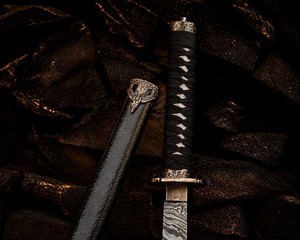 Couteau à lame droite en acier Damas fait main, épaisseur 0,6 mm, manche en cuir noir, lame unique, couteau japonais - Product Image 4