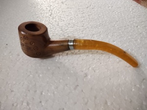 Pipe à herbes en bois faite à la main, forme naturelle, artisanat rustique, durable, objet d'art de collection - Product Image 6
