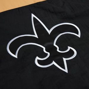 Chaqueta Cortavientos con Capucha para Hombre al por Mayor – Abrigo Deportivo Bicolor para Exteriores - Product Image 4