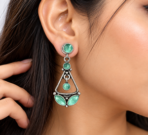 Pendientes Colgantes de Plata Oxidada Hechos a Mano con Piedra Ojo de Gato Verde para Mujer, Joyería Étnica Boho al por Mayor - Product Image 2