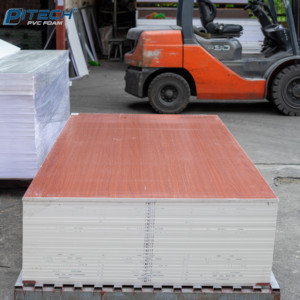 Pitech Vietnam บอร์ดโฟมลามิเนต PVC ความหนาแน่นสูงใช้งานเฟอร์นิเจอร์ตามสั่งดีไซน์ลายไม้ทนทานตัดโฟม EVA - Product Image 1