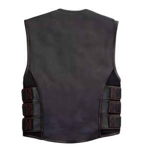 Gilet de motard en cuir véritable pour homme avec panneaux en maille rouge, sangles latérales réglables, doublure Paisley et design OEM personnalisé - Product Image 2