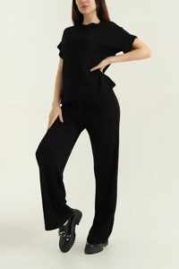 Ensemble de survêtement élégant pour femmes, de la même couleur, 100% polyester, survêtements à séchage rapide pour femmes, vêtements d'entraînement sportif - Product Image 4